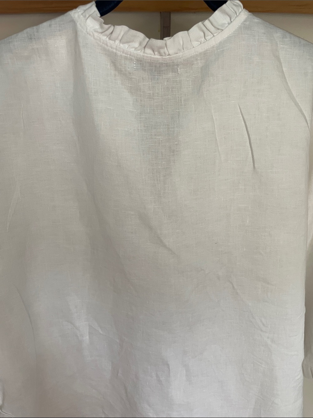 For Cynthia White Linen Ruffle V-Neck Tunic with Patch Pockets Size Medium - Picture 10 of 11